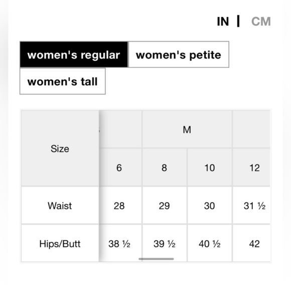 Old Navy Women’s Regular Bootcut Jeans - Picture 4 of 4